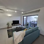 T2 86b Na Sao Rafael, Vista Mar - Apartment *