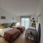T2 86b Na Sao Rafael, Vista Mar - *