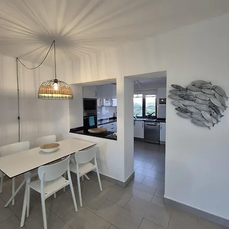 Apartment T2 86b Na Sao Rafael, Vista Mar - *