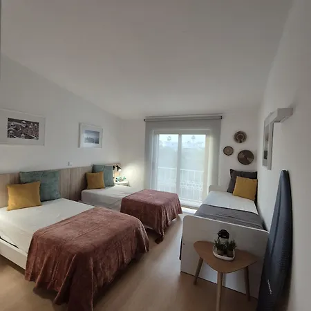 T2 86b Na Sao Rafael, Vista Mar - *